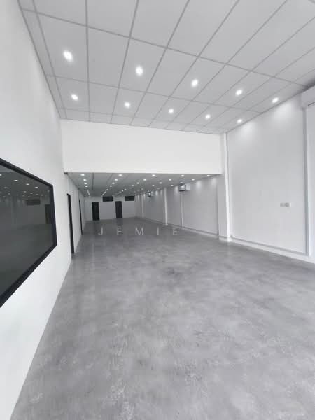 Factory for Rent in Eco Business Park 1 (Johor Bahru) - Jemie . - Interior - PropertyGuru.com.my