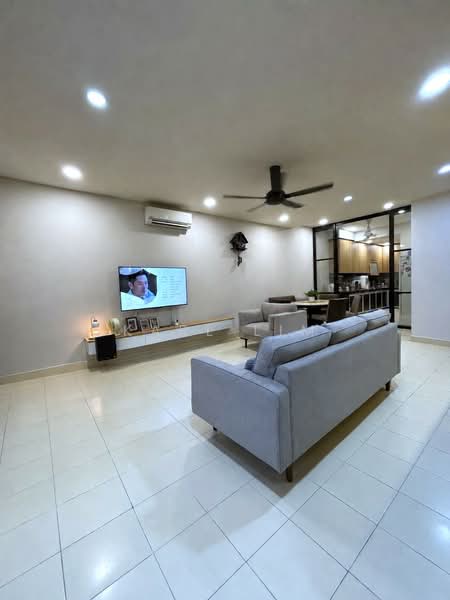 Rumah Teres 2 Tingkat untuk Dijual di Taman Sierra Perdana (Masai) - Karl Lim - Living Room - PropertyGuru.com.my