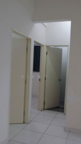 Kondominium untuk Dijual di Elit Heights @ Bayan City - Siang . - Interior - PropertyGuru.com.my