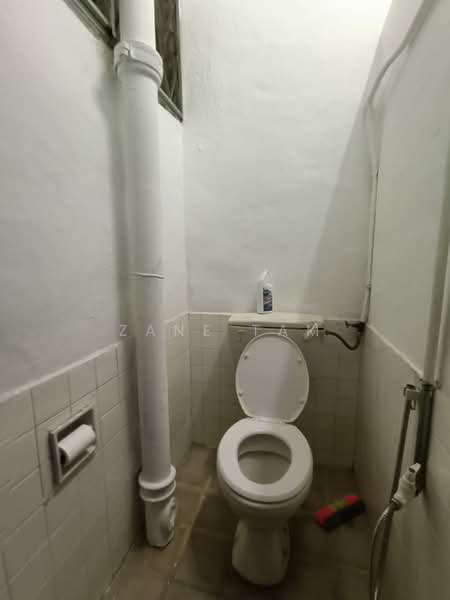 1-storey Terraced House for Rent in Taman Lip Sin (Sungai Dua) - Zane Tam - Bathroom - PropertyGuru.com.my