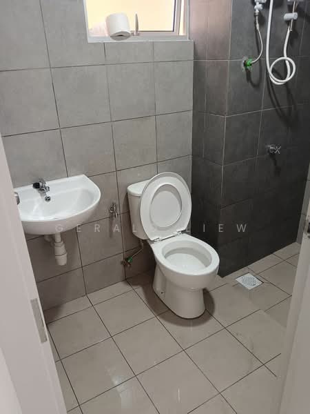 Condominium for Rent at Residensi Sateria - Gerald Liew - Bathroom - PropertyGuru.com.my