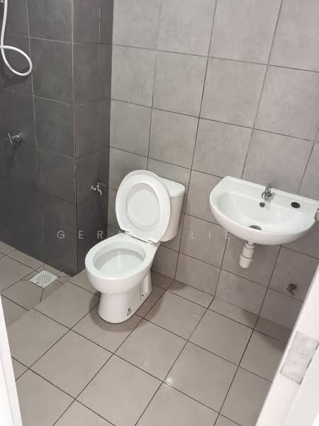Condominium for Rent at Residensi Sateria - Gerald Liew - Bathroom - PropertyGuru.com.my