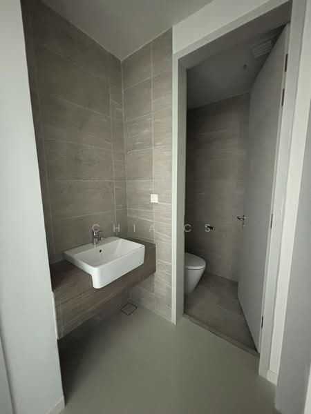 Service Residence for Sale at Edelweiss @ Tropicana Gardens - Chia Cs - Bathroom - PropertyGuru.com.my