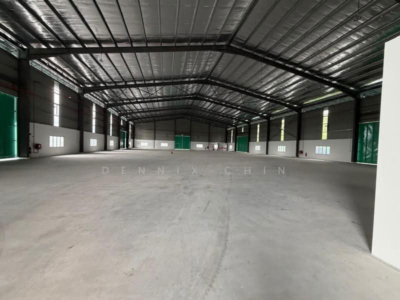 Gudang untuk Disewa di Bandar Utama Batang Kali (Batang Kali) - Dennix Chin - Interior - PropertyGuru.com.my