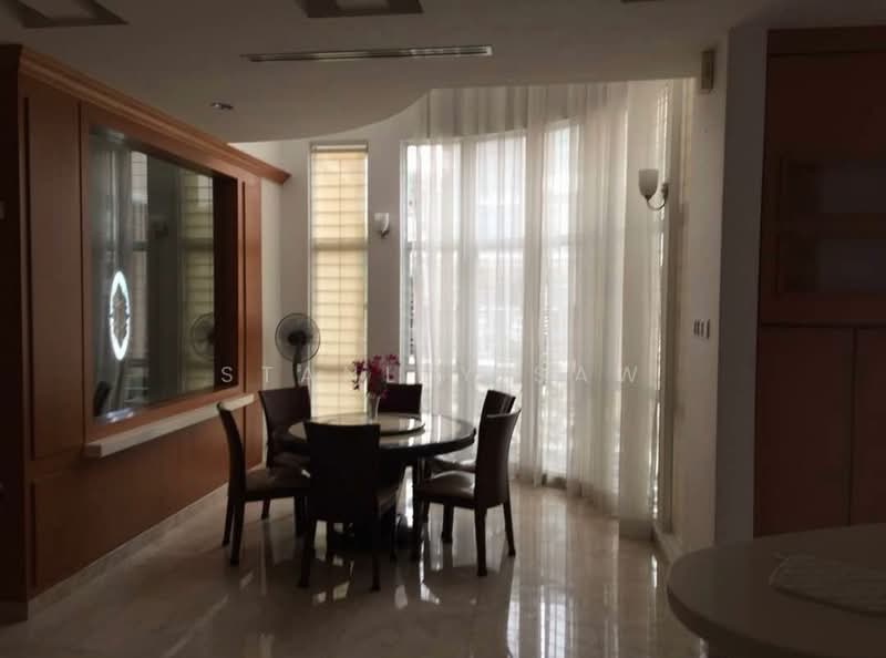 Bungalow for Sale in Minden Heights (Gelugor) - Stanley Saw - Dining Room - PropertyGuru.com.my