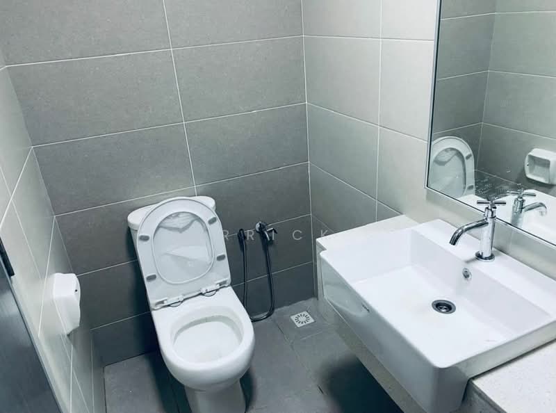 Kondominium untuk Disewa di The Amarene - Derrick . - Bathroom - PropertyGuru.com.my