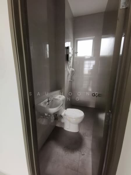 Service Residence for Sale at Residensi Setia Impian - Sau Hoong Wong - Bathroom - PropertyGuru.com.my