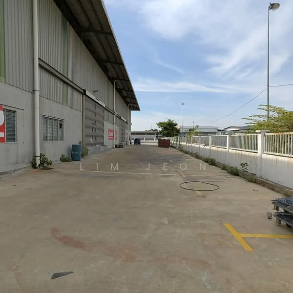 Kilang untuk Disewa di Klang (Selangor) - Lim Jeon - Exterior - PropertyGuru.com.my