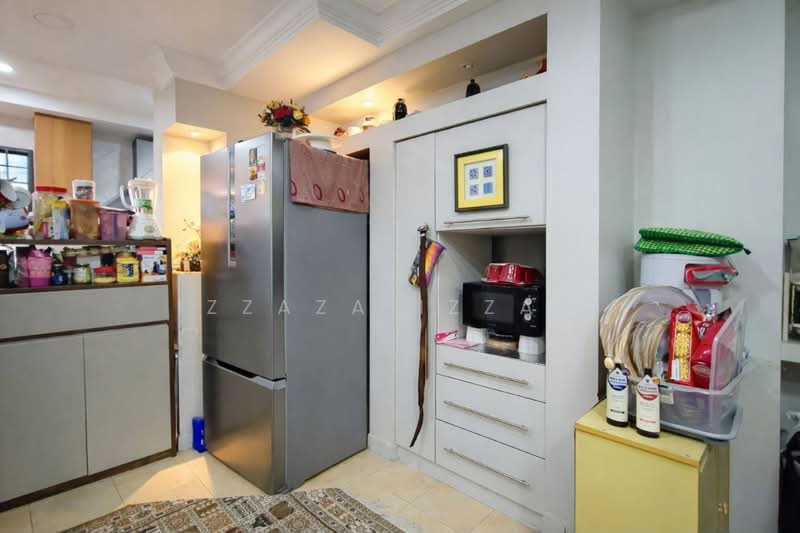 2-storey Terraced House for Rent in Bukit Jelutong (Shah Alam) - Izzaza Izzati - Kitchen - PropertyGuru.com.my