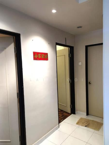 Condominium for Sale at Twin Towers - Elaine Ooi - Corridor - PropertyGuru.com.my