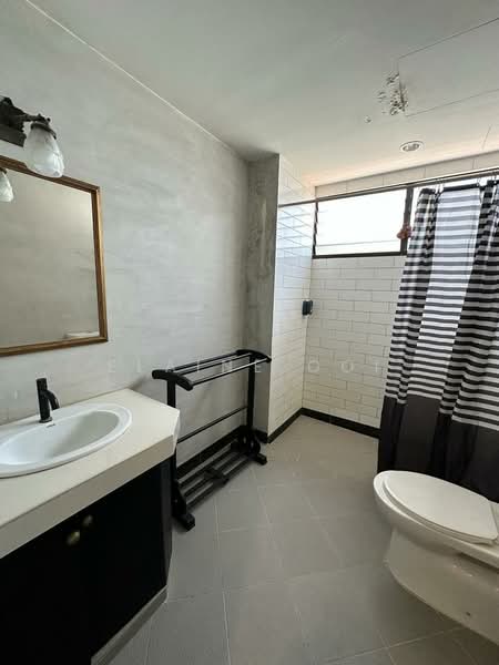 Condominium for Sale at Twin Towers - Elaine Ooi - Bathroom - PropertyGuru.com.my