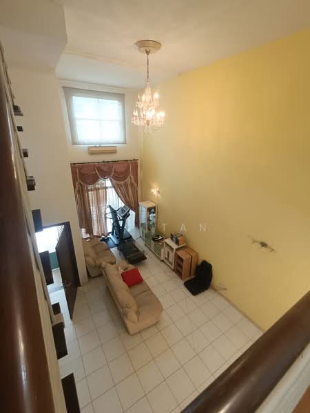 3-storey Terraced House for Sale in Sungai Besi (Kuala Lumpur) - L.T Tan - Living Room - PropertyGuru.com.my