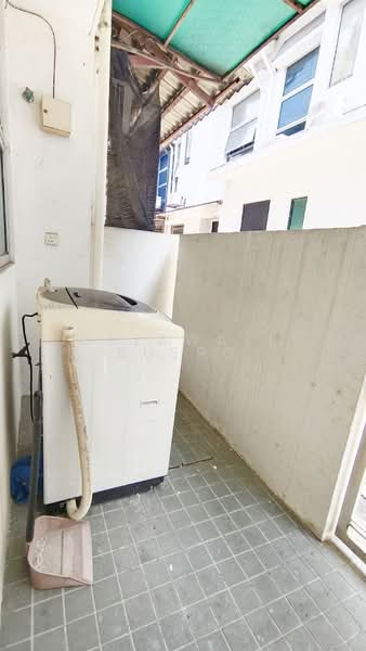 2-storey Terraced House for Rent in Klang (Selangor) - Salawati Busro - Balcony - PropertyGuru.com.my