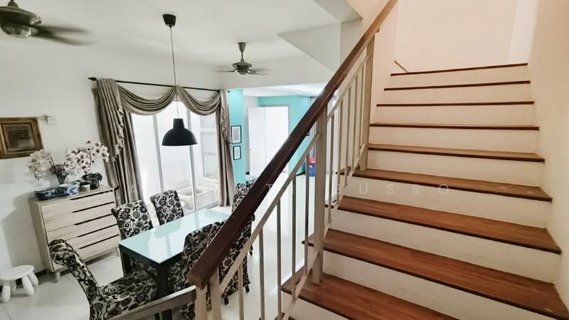 2-storey Terraced House for Rent in Klang (Selangor) - Salawati Busro - Dining Room - PropertyGuru.com.my