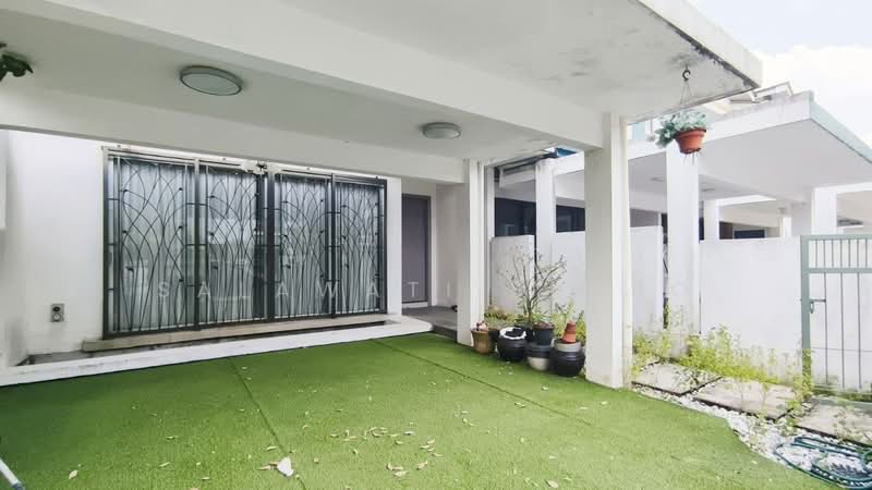 2-storey Terraced House for Rent in Klang (Selangor) - Salawati Busro - Exterior - PropertyGuru.com.my