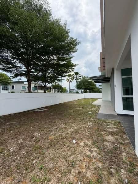 Semi-Detached House for Sale in Taman Ponderosa (Johor Bahru) - VIN Kee - PropertyGuru.com.my