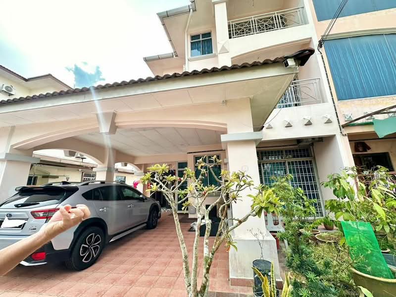 Rumah Berkembar untuk Dijual di Ulu Tiram (Johor) - Zack Chow - Exterior - PropertyGuru.com.my