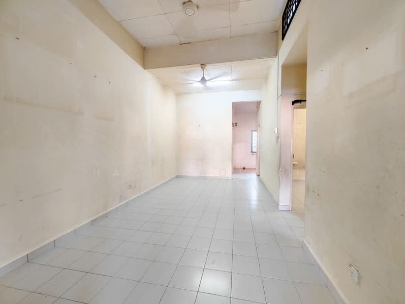 1-storey Terraced House for Sale in Taman Harmonium Utama (Seremban) - Haziq Bohari - Interior - PropertyGuru.com.my
