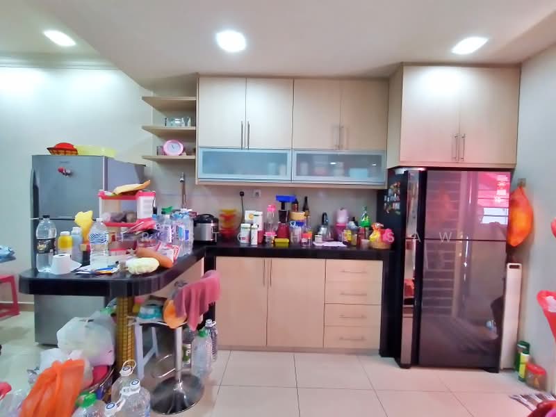 Rumah Teres 2.5 Tingkat untuk Dijual di Serdang (Seri Kembangan) - Christopher Saw - PropertyGuru.com.my