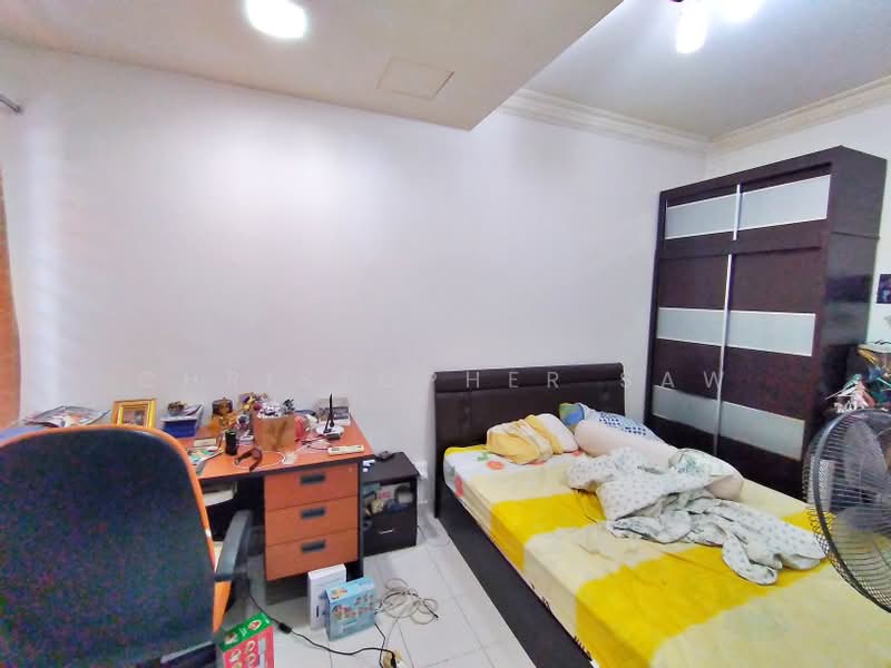 Rumah Teres 2.5 Tingkat untuk Dijual di Serdang (Seri Kembangan) - Christopher Saw - PropertyGuru.com.my