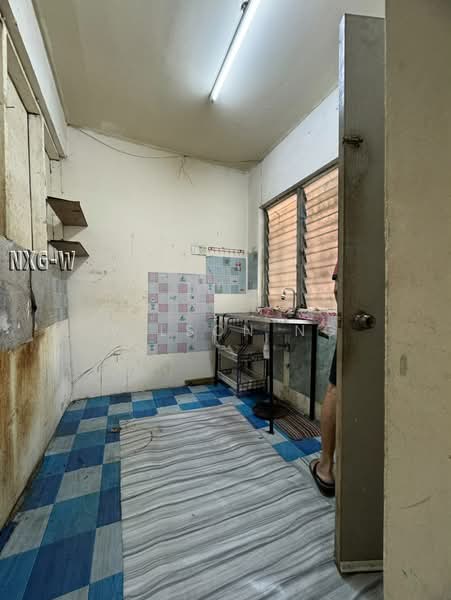 2-storey Terraced House for Sale in Taman Sri Andalas (Klang) - Wilson Ng - Kitchen - PropertyGuru.com.my