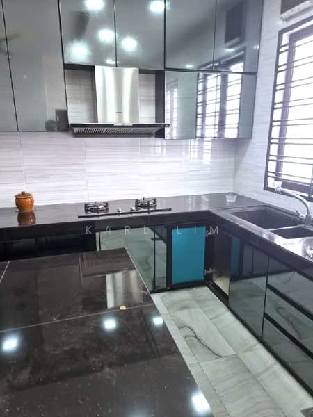 2.5-storey Terraced House for Sale in Taman Kempas Utama (Tebrau) - Karl Lim - Kitchen - PropertyGuru.com.my