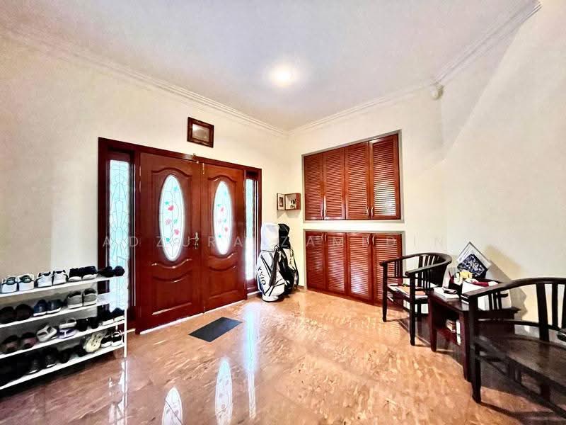 Bungalow House for Sale in Kayangan Heights (Shah Alam) - Adzura Zamedin - Entrance - PropertyGuru.com.my