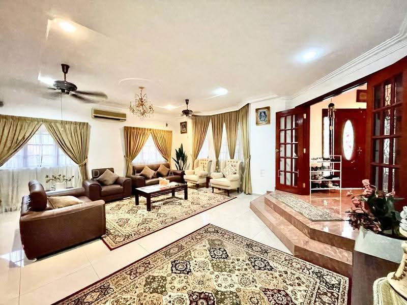 Bungalow House for Sale in Kayangan Heights (Shah Alam) - Adzura Zamedin - Living Room - PropertyGuru.com.my