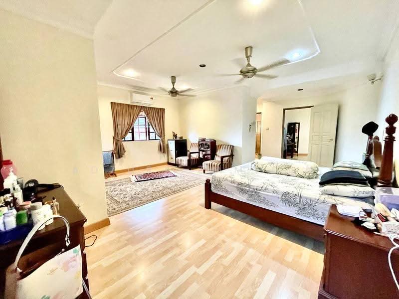 Bungalow House for Sale in Kayangan Heights (Shah Alam) - Adzura Zamedin - PropertyGuru.com.my