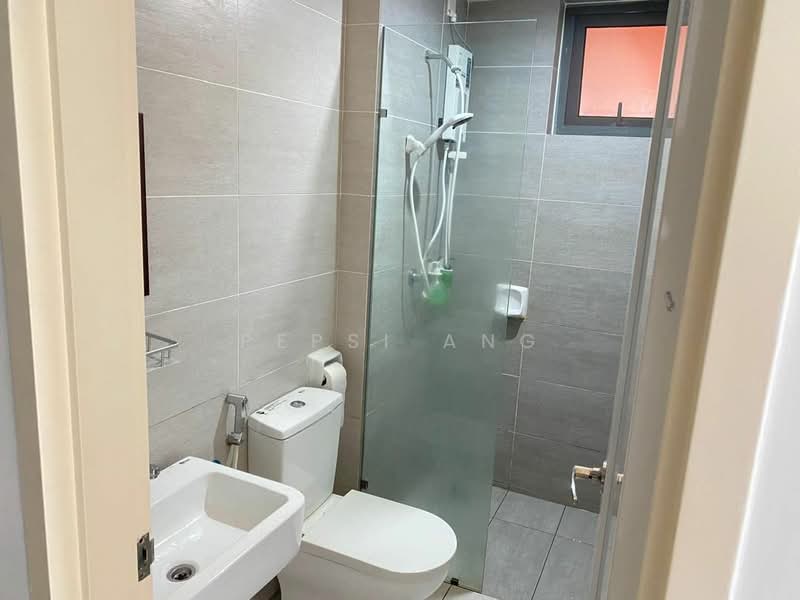 Service Residence for Rent at Gravit8, Klang - Pepsi Ang - Bathroom - PropertyGuru.com.my