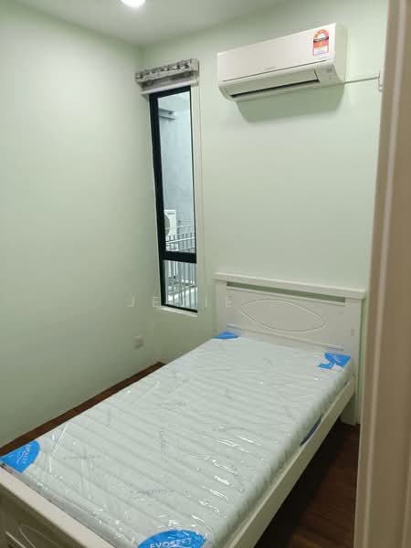 Servis Apartment untuk Disewa di Sky Peak Residences - Jemie . - Bedroom - PropertyGuru.com.my