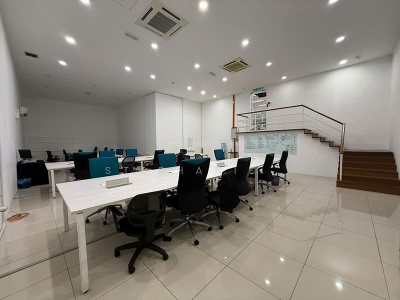 Kilang untuk Disewa di Seksyen 51 (Petaling Jaya) - Stephanie . - Interior - PropertyGuru.com.my