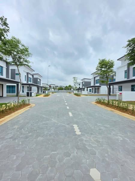 Rumah Banglo untuk Dijual di Taman Molek (Johor Bahru) - VIN Kee - PropertyGuru.com.my