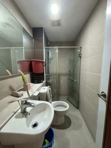Apartment for Sale at Sky Garden Residences - Jemie . - PropertyGuru.com.my