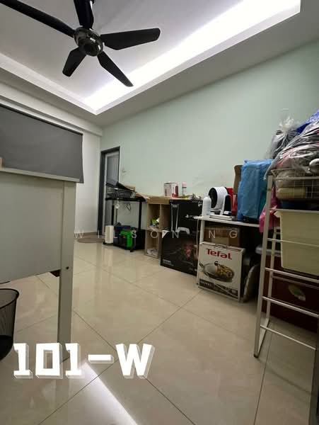 Kondominium untuk Dijual di Dynasty Condo (Dinasti Klang) - Wilson Ng - Living Room - PropertyGuru.com.my