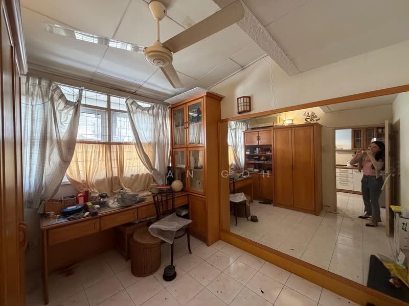 2-storey Terraced House for Sale in Island Glades (Jelutong) - Qyan Goh - Study - PropertyGuru.com.my