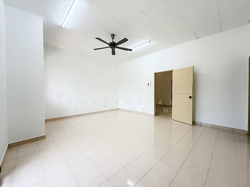 Rumah Teres 2 Tingkat untuk Dijual di Puncak Alam (Selangor) - NORFADILAH ZAINUDDIN - Interior - PropertyGuru.com.my