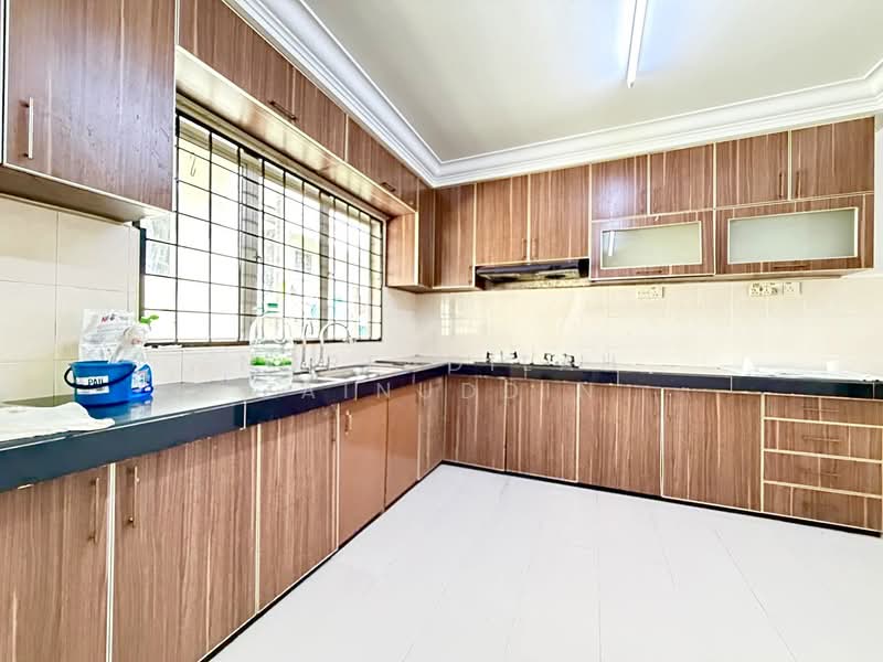 Rumah Teres 2 Tingkat untuk Dijual di Puncak Alam (Selangor) - NORFADILAH ZAINUDDIN - Kitchen - PropertyGuru.com.my