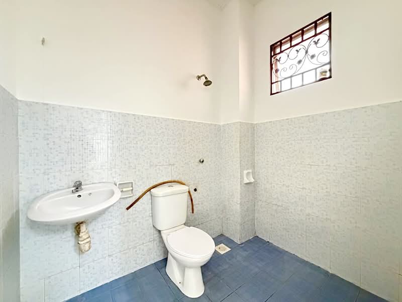 Rumah Teres 2 Tingkat untuk Dijual di Puncak Alam (Selangor) - NORFADILAH ZAINUDDIN - Bathroom - PropertyGuru.com.my