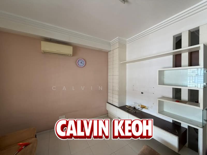 2-storey Terraced House for Sale in Taman Iping (Batu Maung) - Calvin Keoh - Living Room - PropertyGuru.com.my