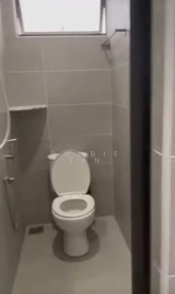 Terraced House for Rent in Taman Pelangi (Johor Bahru) - Robbie Tan - Bathroom - PropertyGuru.com.my