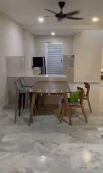 Terraced House for Rent in Taman Pelangi (Johor Bahru) - Robbie Tan - Dining Room - PropertyGuru.com.my