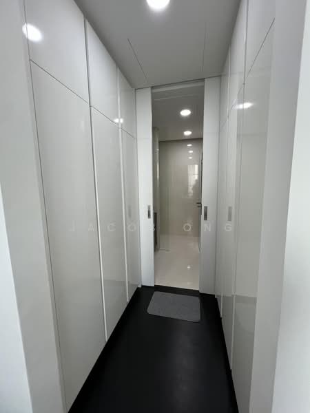 Servis Apartment untuk Disewa di Pavilion Damansara Heights - Jacob Ong - Corridor - PropertyGuru.com.my