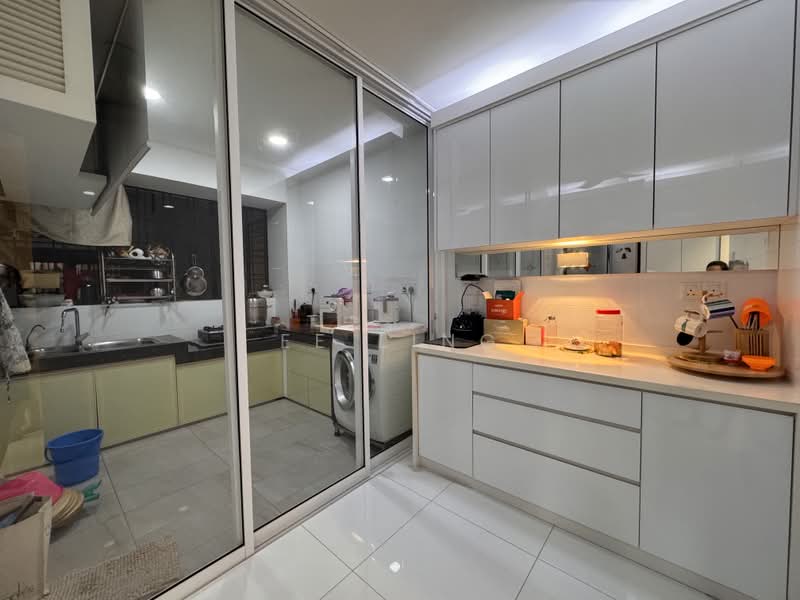 Condominium for Sale at Ken Damansara - EE Ling - Kitchen - PropertyGuru.com.my