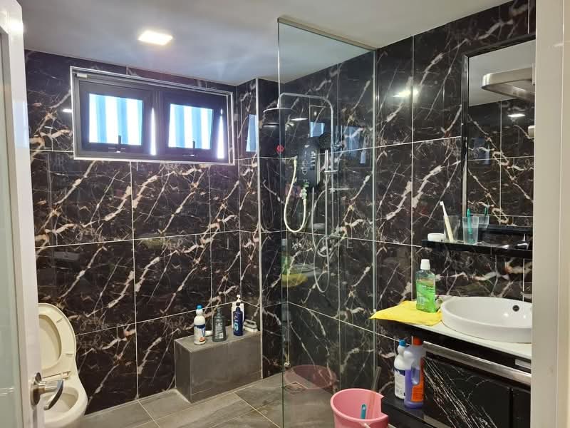 Semi-Detached House for Sale in Taman Pelangi (Johor Bahru) - VIN Kee - PropertyGuru.com.my