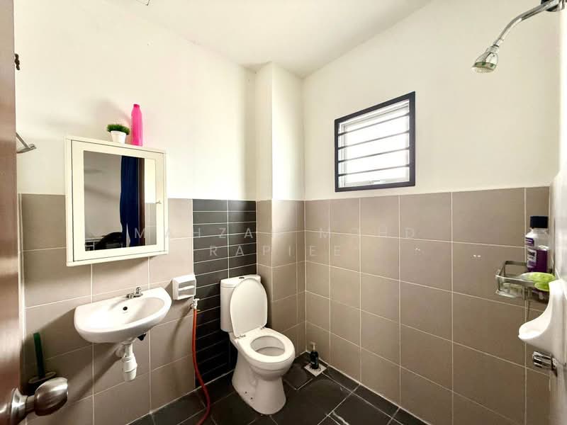 2-storey Terraced House for Sale in Taman Desiran Bayu (Puchong) - Mahzah Mohd Rapiee - PropertyGuru.com.my