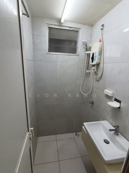Kondominium untuk Dijual di TRI PINNACLE - Evon Kang - Bathroom - PropertyGuru.com.my