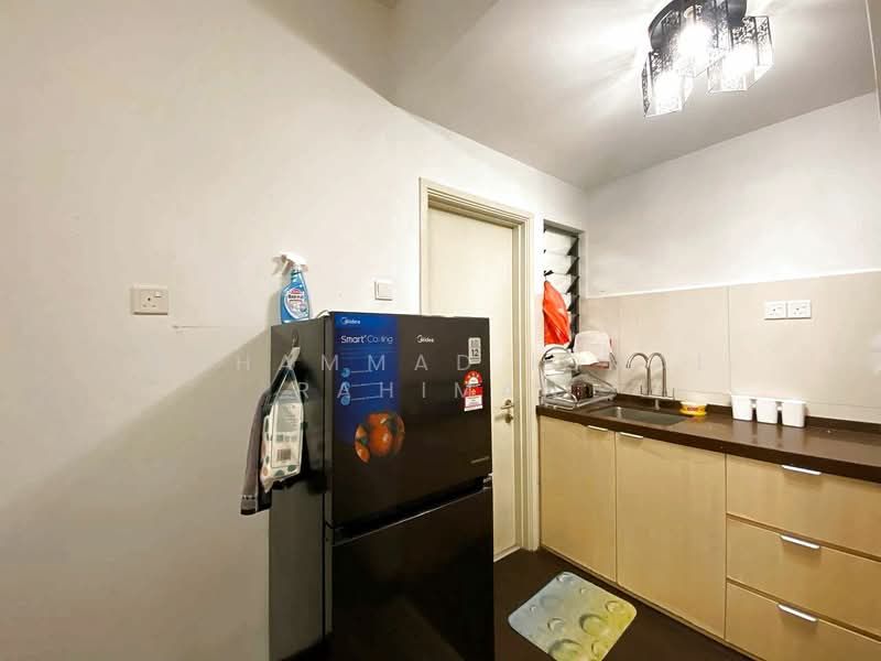 Service Residence for Sale at Sfera Residency - Muhammad Iqmal Rahiman - Kitchen - PropertyGuru.com.my