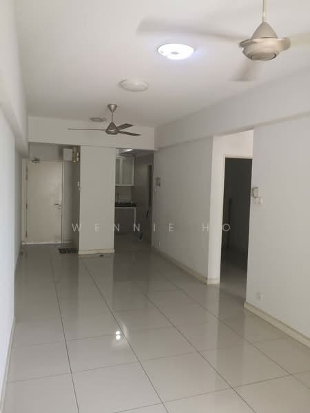 Service Residence for Rent at Tiara Mutiara / The Crown - Wennie Ho - Living Room - PropertyGuru.com.my