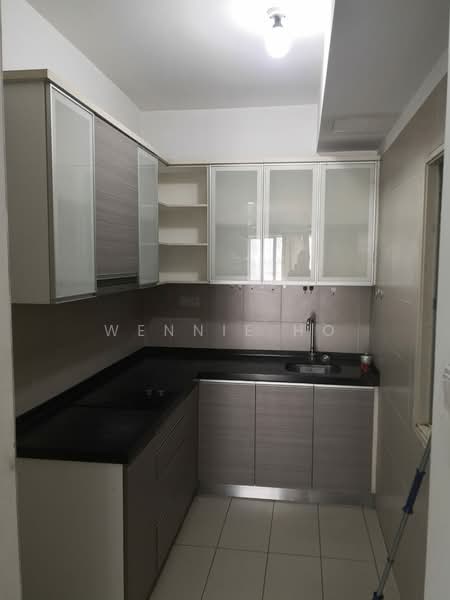 Service Residence for Rent at Tiara Mutiara / The Crown - Wennie Ho - Kitchen - PropertyGuru.com.my
